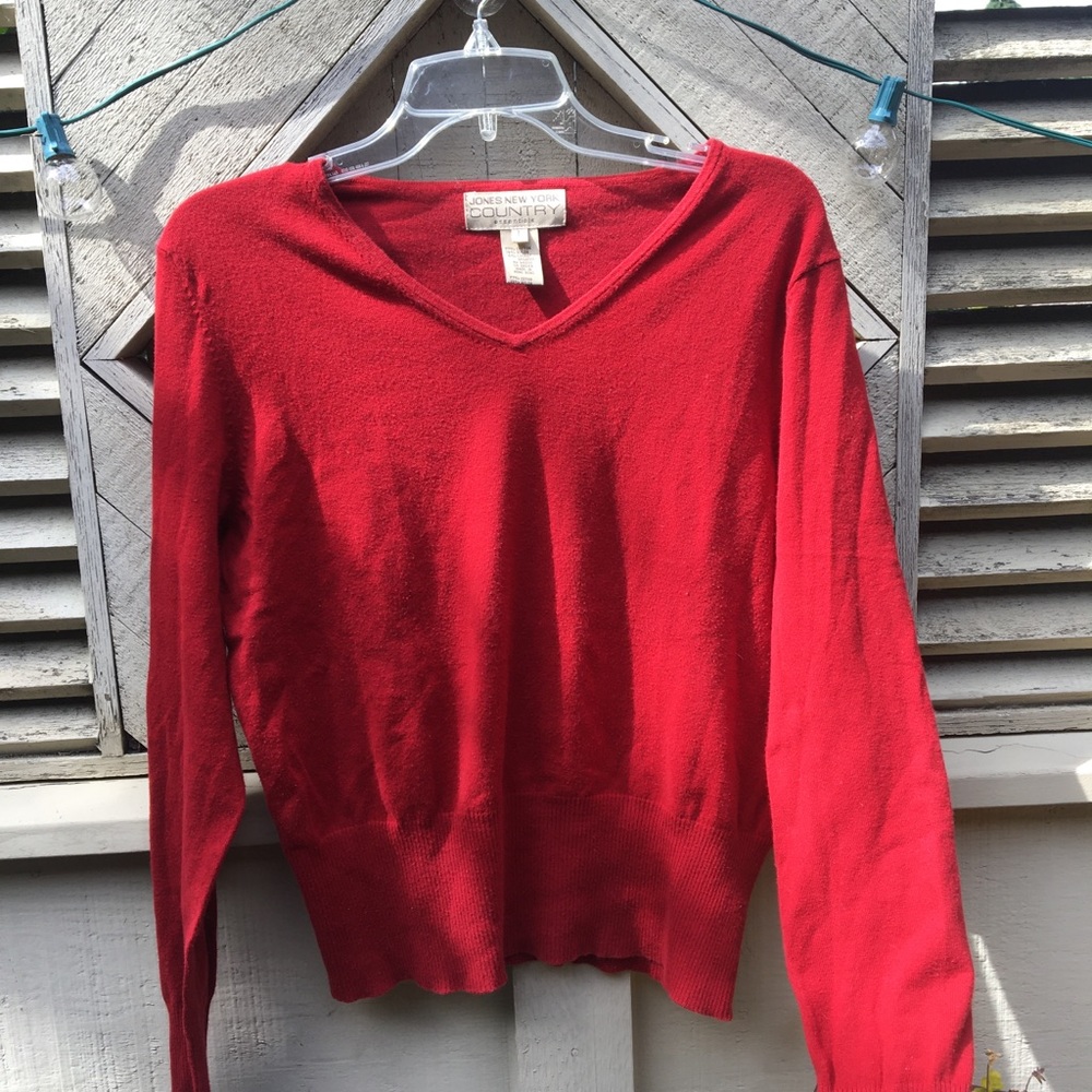Red Sweater - Picture 3 of 7